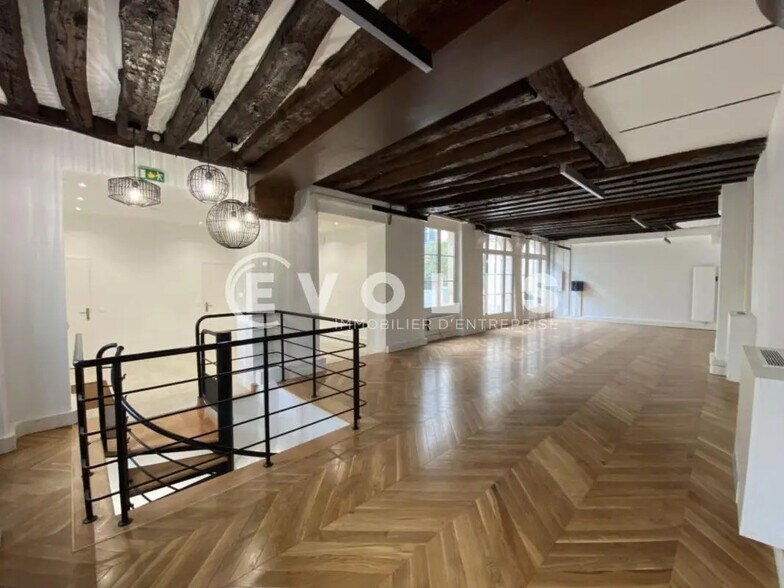 Bureau dans Paris à louer - Photo de l’immeuble – Image 1 sur 7