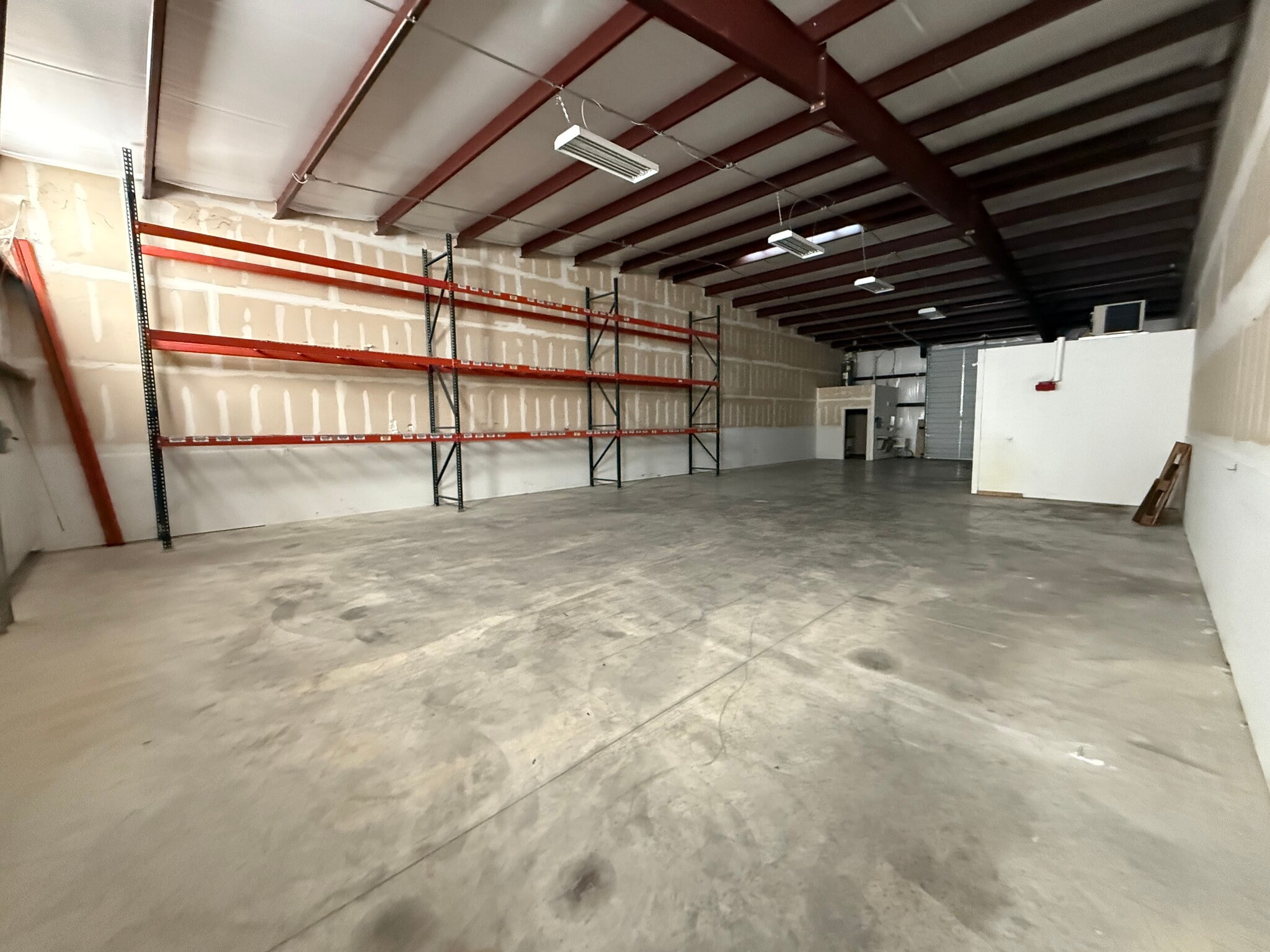 3943 S Interstate 35, New Braunfels, TX à louer Photo intérieure– Image 1 sur 4