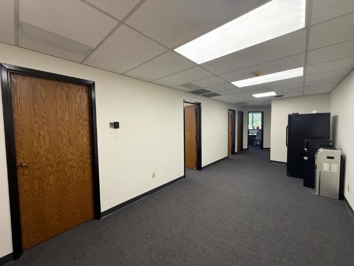 700 NE 63rd St, Oklahoma City, OK à louer - Photo intérieure – Image 3 sur 11