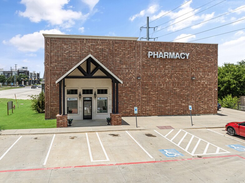 207 E Byron Nelson Blvd, Roanoke, TX à vendre - Photo de l’immeuble – Image 3 sur 21
