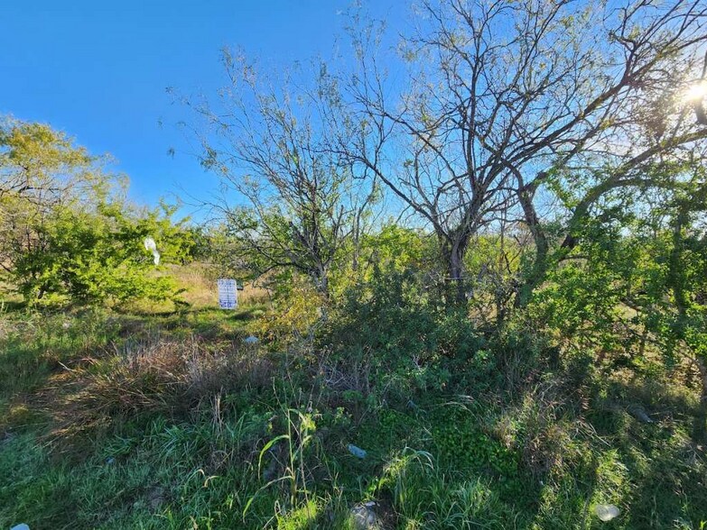 0 Schneider Rd, Seguin, TX à vendre - Photo de l’immeuble – Image 2 sur 2