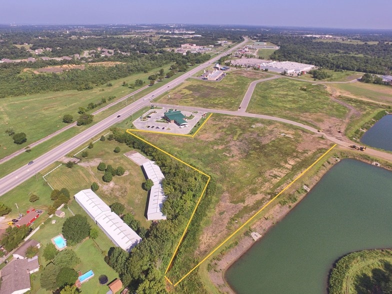 22 E 116th St, Coweta, OK à vendre - Aérien – Image 1 sur 6