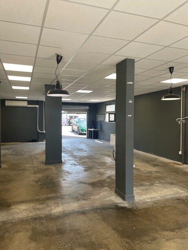 Plus de détails pour 6 Rue Aurélienne, Cannes - Local d’activités à vendre