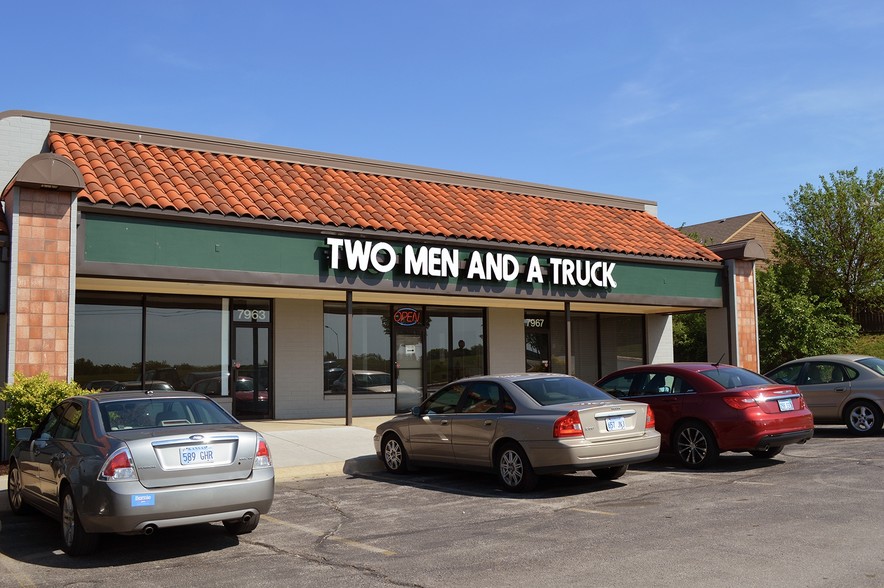 7931-7967 E Frontage Rd, Overland Park, KS à louer - Photo de l’immeuble – Image 3 sur 10