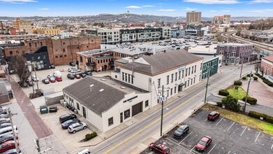 632 Russell St, Covington, KY à louer Aérien– Image 1 sur 12