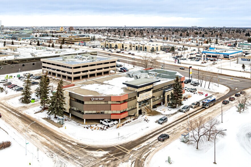 17010 103rd Ave, Edmonton, AB à louer - Aérien – Image 3 sur 3