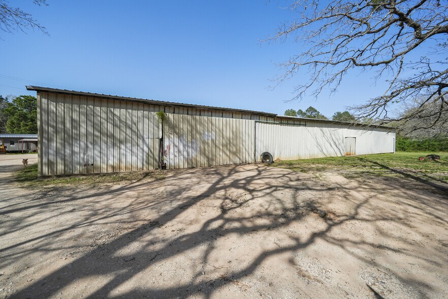 1893 US Highway 190, Huntsville, TX à vendre - Photo principale – Image 1 sur 5