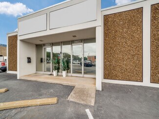 Plus de détails pour 2401-2407 Boardwalk St, San Antonio, TX - Industriel/Logistique à louer