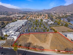 23575 Sunnymead Ranch Pky, Moreno Valley, CA à louer Photo de l’immeuble– Image 1 sur 7