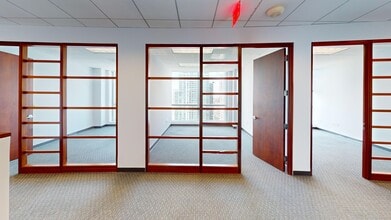 1111 Brickell Ave, Miami, FL à louer Photo intérieure– Image 1 sur 4