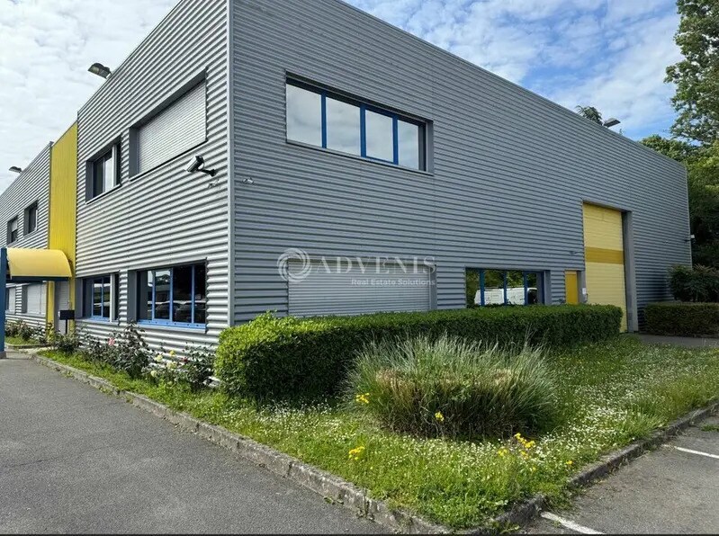 Industriel/Logistique dans La Chapelle-Saint-Mesmin à louer Photo de l’immeuble– Image 1 sur 9
