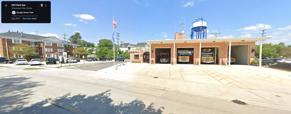 316 Park Avenue Ave, Clarendon Hills, IL à vendre - Photo principale – Image 1 sur 1