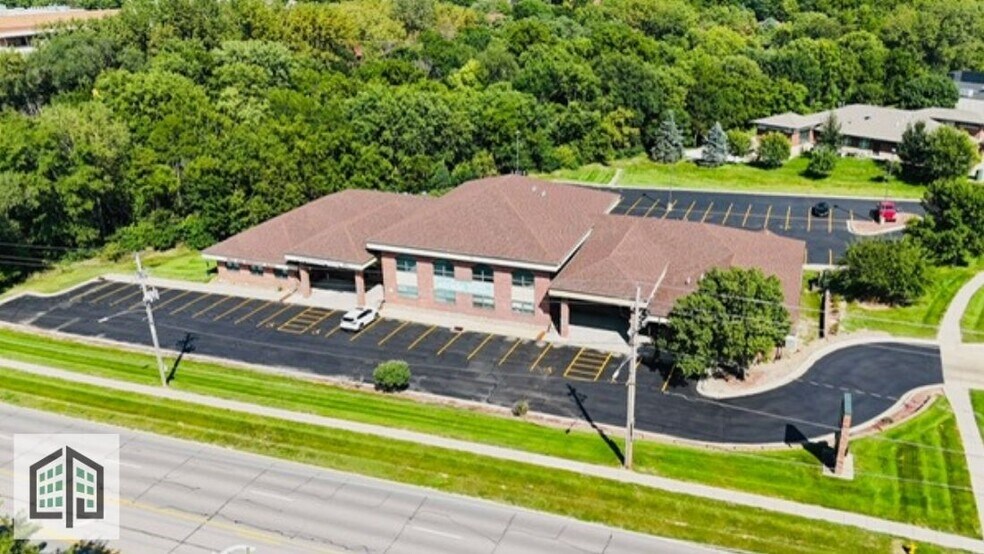3001 86th St, Urbandale, IA à vendre - Photo de l’immeuble – Image 1 sur 9