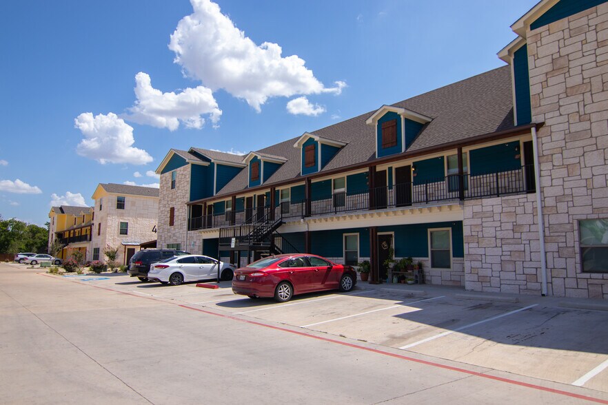 651 E McGregor Dr, Mc Gregor, TX à vendre - Photo de l’immeuble – Image 3 sur 19
