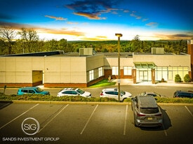 220 Hamburg Tpke, Wayne NJ - Bureau