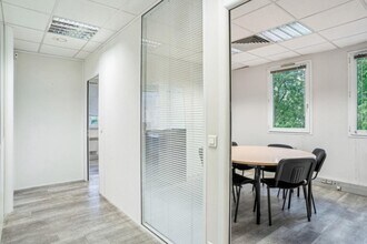 213 Rue De Gerland, Lyon à vendre Photo intérieure– Image 1 sur 3