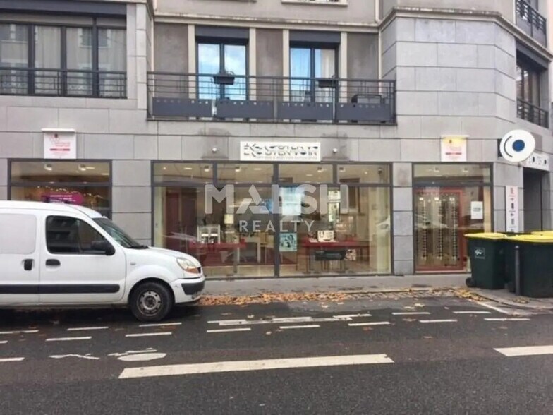 Local commercial dans Lyon à louer - Photo de l’immeuble – Image 3 sur 5