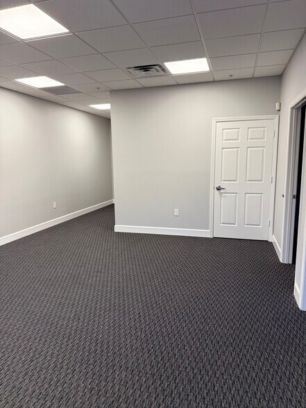2255 Sarasota Center Blvd, Sarasota, FL à louer - Photo de l’immeuble – Image 3 sur 16