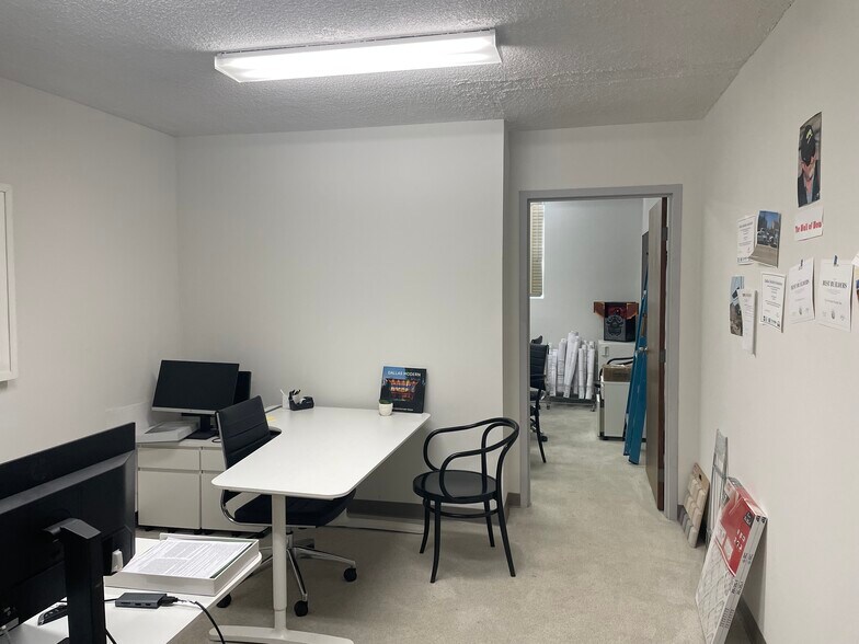 5641 Smu Blvd, Dallas, TX à louer - Photo de l’immeuble – Image 3 sur 7