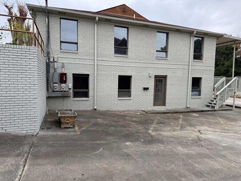 223 1st St N, Alabaster, AL à louer - Photo de l’immeuble – Image 2 sur 14