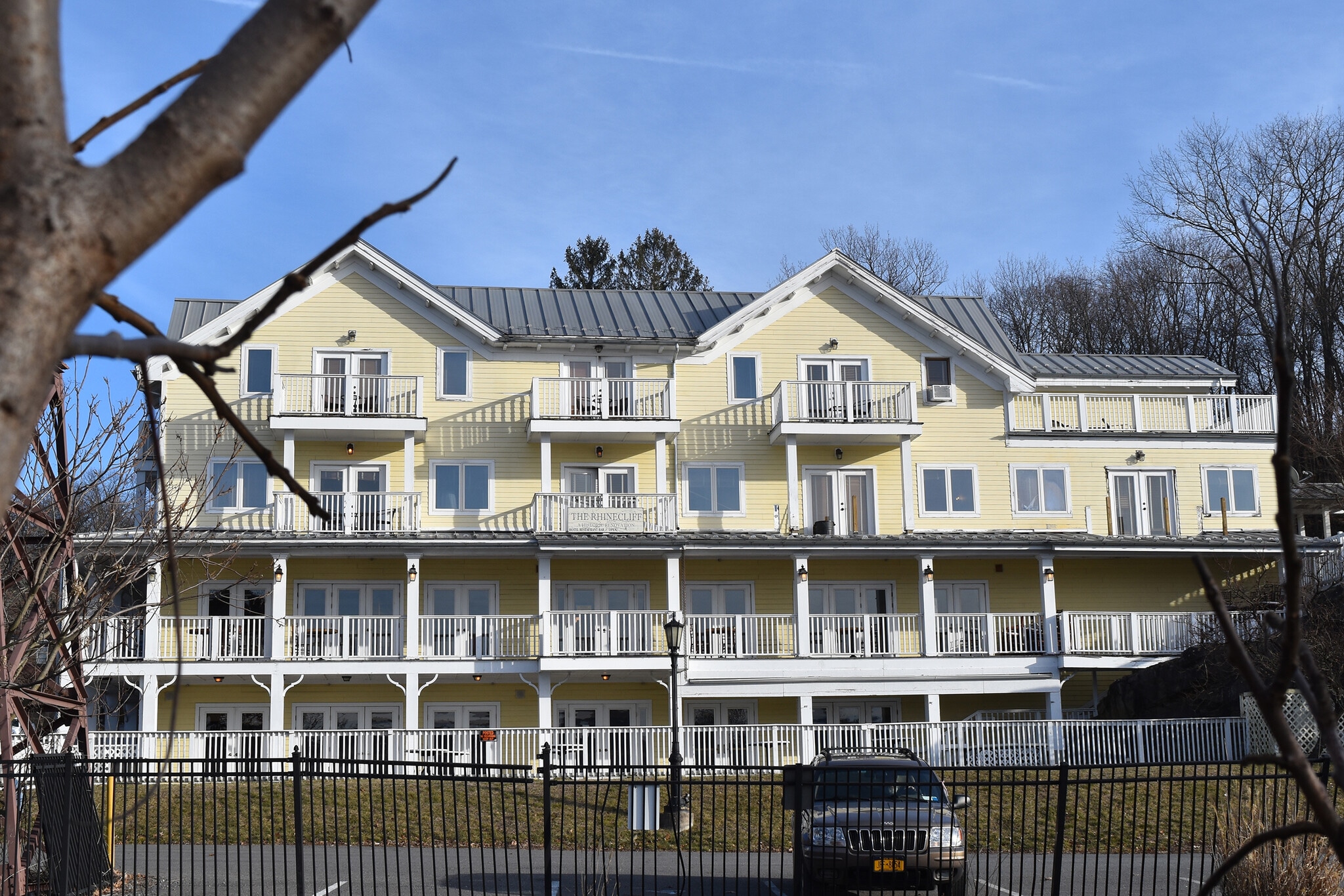 4 Grinnell St, Rhinecliff, NY à louer Photo de l’immeuble– Image 1 sur 15