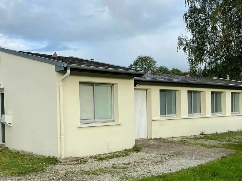 Local d’activités dans Sarrey à louer Photo de l’immeuble– Image 1 sur 4