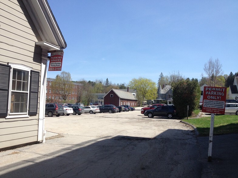 139 Main St, Montpelier, VT à louer - Photo de l’immeuble – Image 2 sur 3