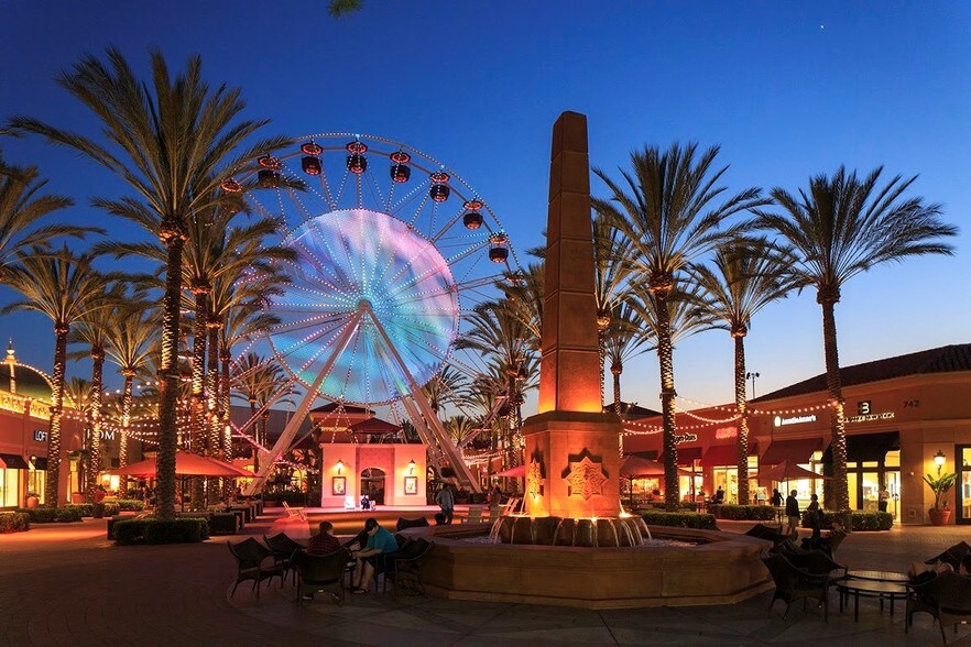 300 Spectrum Center Dr, Irvine, CA à louer - Autre – Image 3 sur 5