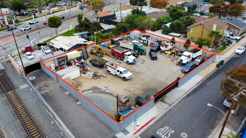 1016 E Stafford St, Santa Ana, CA à louer - Photo principale – Image 2 sur 6