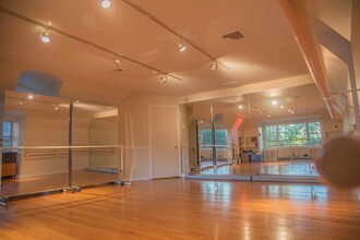 260 Stuyvesant Ave, Rye, NY à louer Photo intérieure– Image 1 sur 2