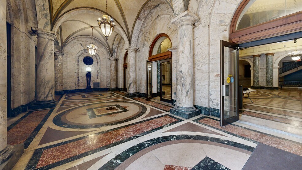 222 N Alabama St, Indianapolis, IN à vendre - Numérisation 3D Matterport – Image 2 sur 26