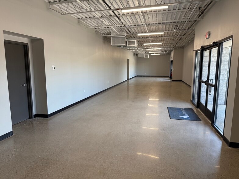 11430-11444 Rockfield Ct, Sharonville, OH à louer - Photo de l’immeuble – Image 2 sur 4