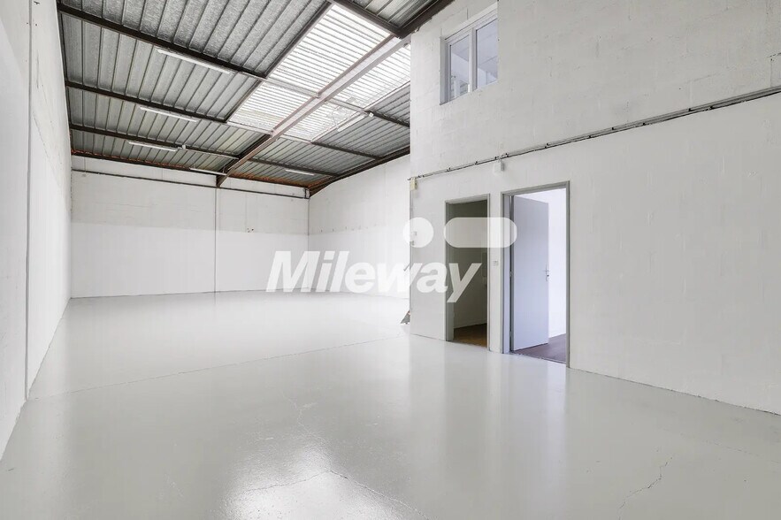 19 Rue Du Compas, SAINT-OUEN-L'AUMONE à louer - Photo de l’immeuble – Image 2 sur 8