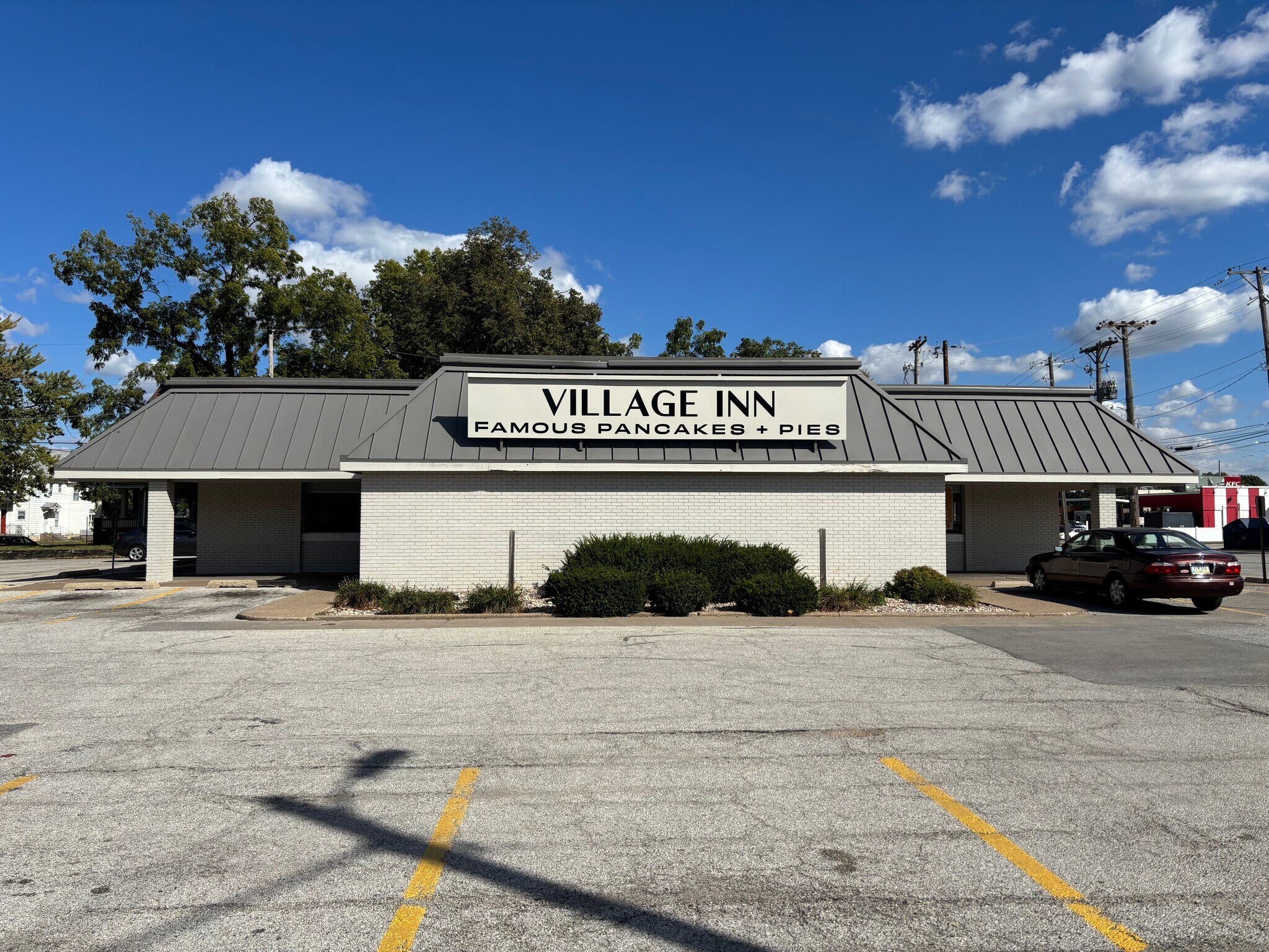 1919 N Harrison St, Davenport, IA à vendre Photo de l’immeuble– Image 1 sur 7