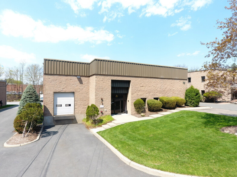 75 Orchard St, Ramsey, NJ à louer - Photo de l’immeuble – Image 1 sur 6