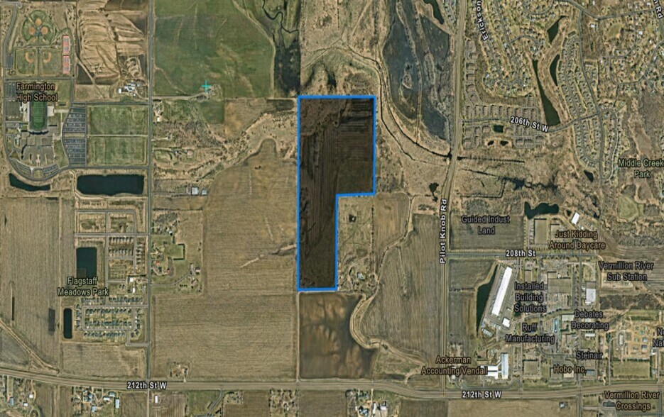 210th St W, Farmington, MN à vendre - Photo de l’immeuble – Image 3 sur 3