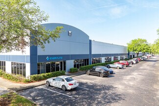 Plus de détails pour 8010 Sunport Dr, Orlando, FL - Local d’activités à vendre