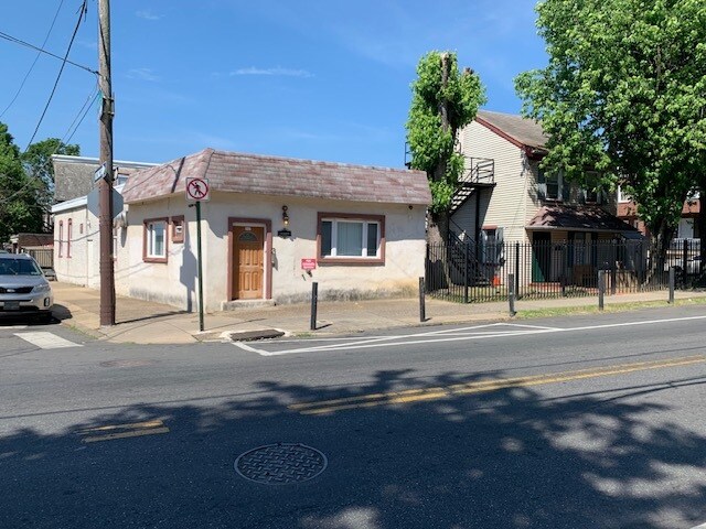 1750-1754 Bridge St, Philadelphia, PA à vendre Photo principale– Image 1 sur 12