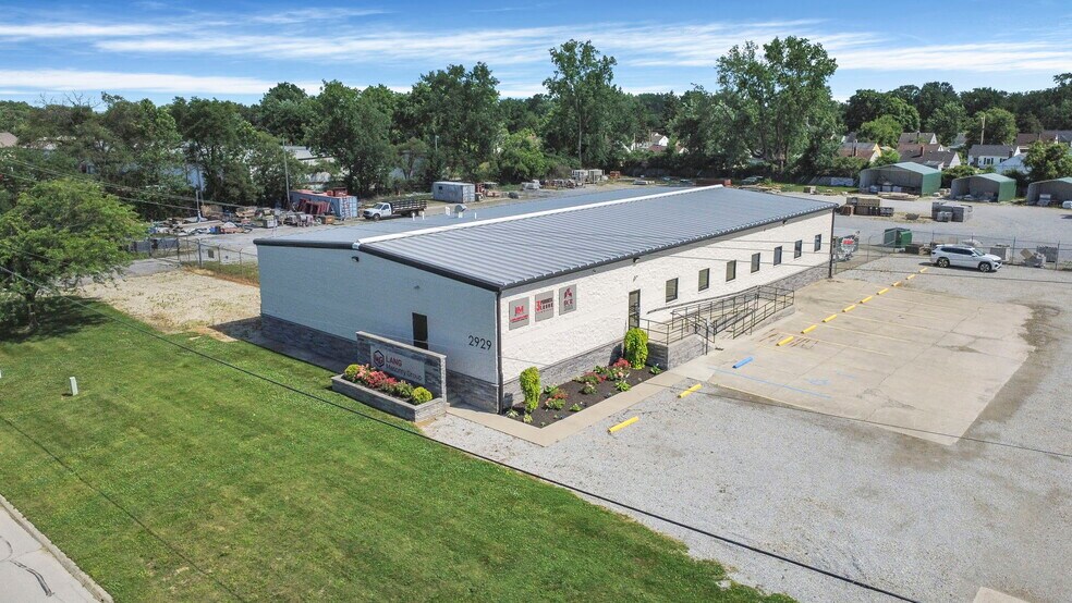 2929 E 14th Ave, Columbus, OH à vendre - Photo de l’immeuble – Image 2 sur 20