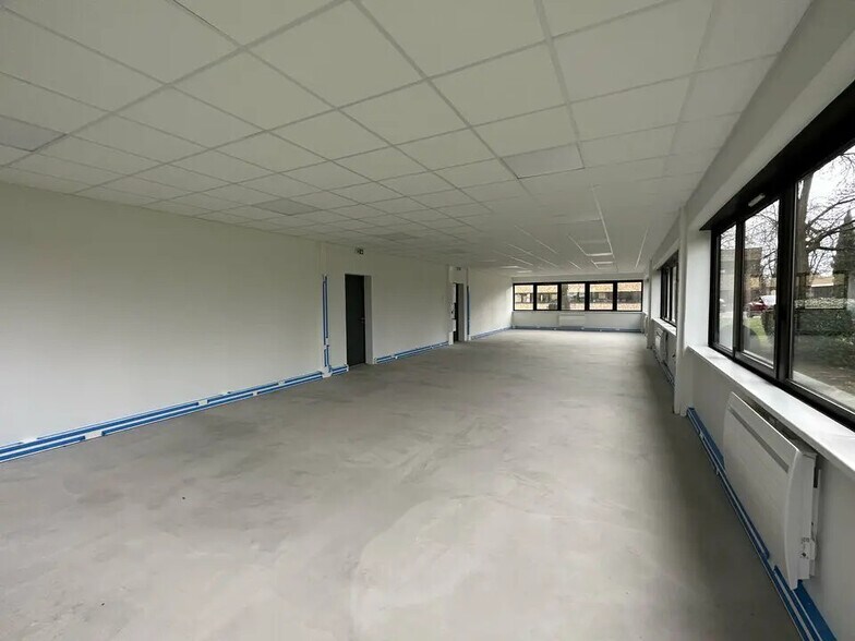 Bureau dans Lingolsheim à louer - Photo intérieure – Image 2 sur 7