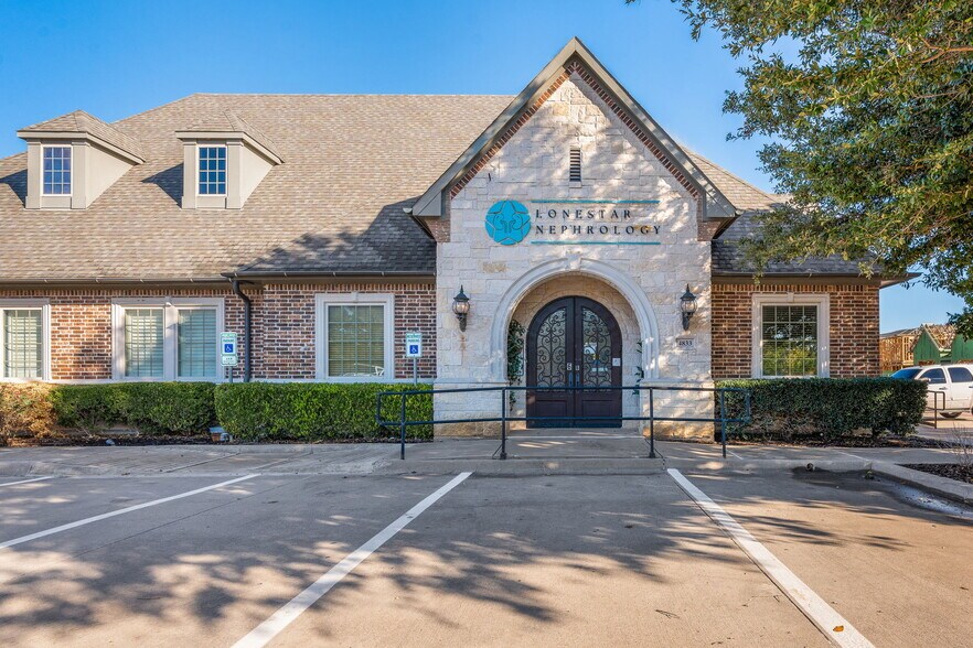 4833 Medical Center Dr, McKinney, TX à vendre - Photo principale – Image 1 sur 13