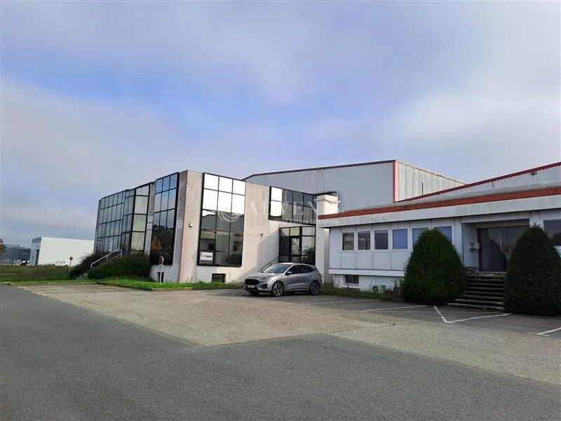 Industriel/Logistique dans Vallet à louer Photo de l’immeuble– Image 1 sur 6