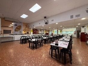 Local commercial dans Castelldefels, Barcelona à louer Photo intérieure– Image 1 sur 12