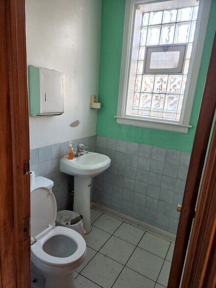 6235 S Kedzie Ave, Chicago, IL à vendre - Photo intérieure – Image 3 sur 10