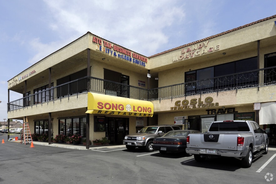 9361 Bolsa Ave, Westminster, CA à louer - Photo de l’immeuble – Image 3 sur 14