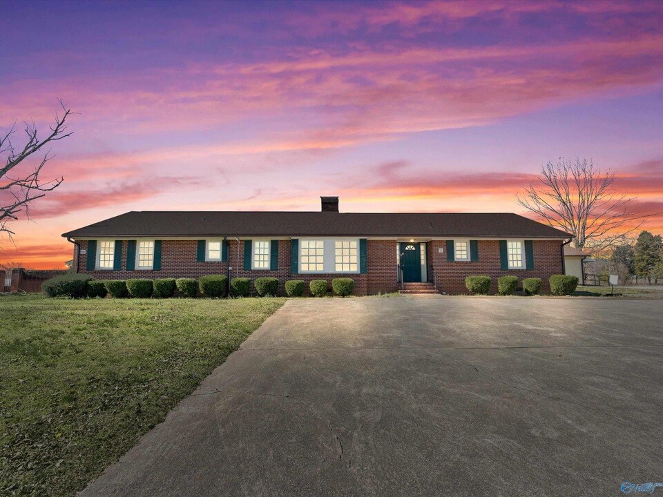3621 Winchester Rd, New Market, AL à vendre Photo de l’immeuble– Image 1 sur 11