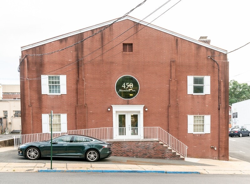 450 Bloomfield Ave, Verona, NJ à louer - Photo de l’immeuble – Image 2 sur 8