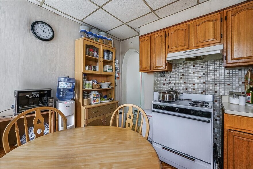 113 34th St, Union City, NJ à vendre - Photo de l’immeuble – Image 3 sur 17