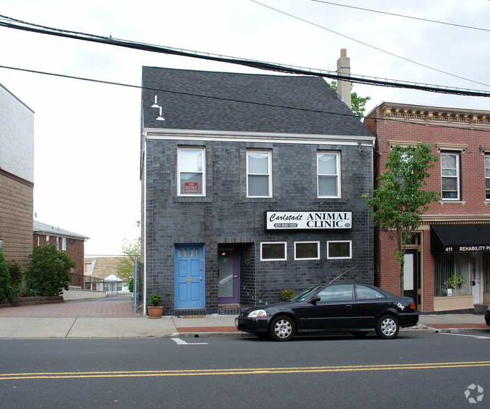 413 Hackensack St, Carlstadt, NJ à louer - Photo de l’immeuble – Image 2 sur 2