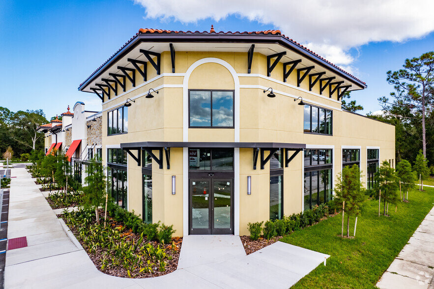 11895 S Apopka Vineland Rd, Orlando, FL à louer - Photo de l’immeuble – Image 3 sur 14